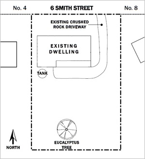 Bird's-eye view drawing of existing site, including outline of existing dwelling, tank, property boundary and drive way, with a north-pointing arrow