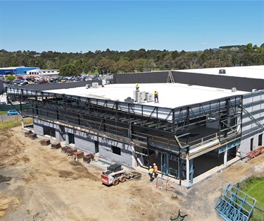 Works are progressing well with the steel structure and roof complete. Internal steel framing, mechanical ducting for air conditioning, and exterior brick work is underway.