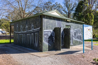 Noojee Resilience Mural - Photo 4